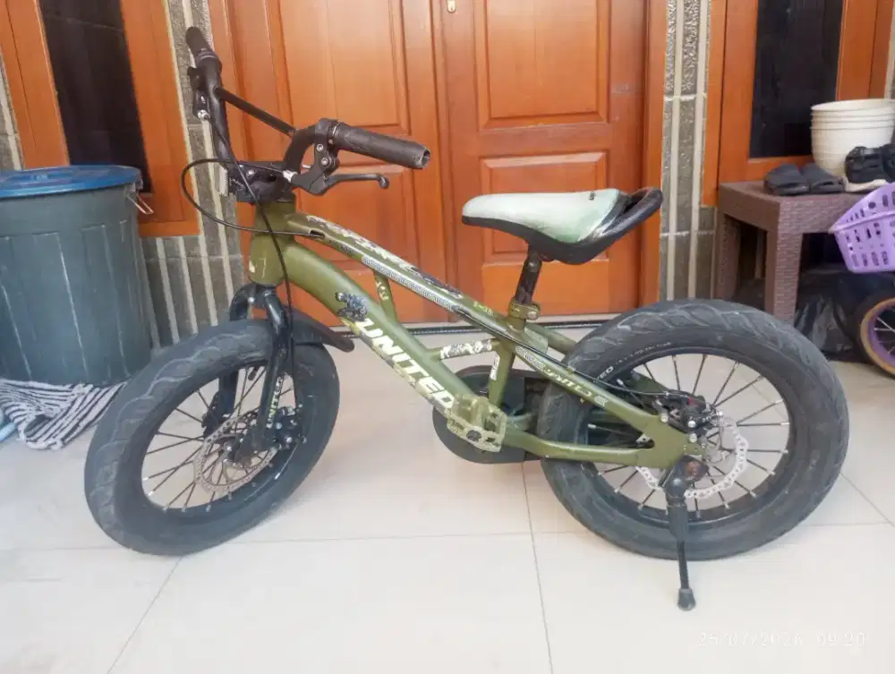 Sepeda anak laki2