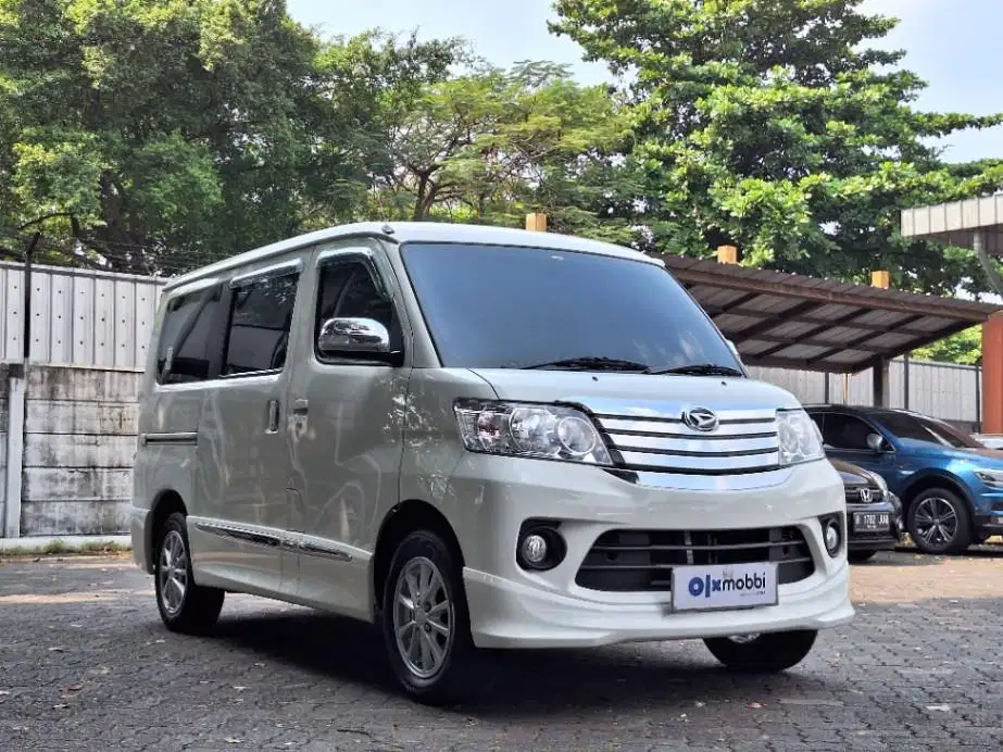 KM LOW PAJAK HIDUP DAIHATSU LUXIO 1.5 X BENSIN-AT