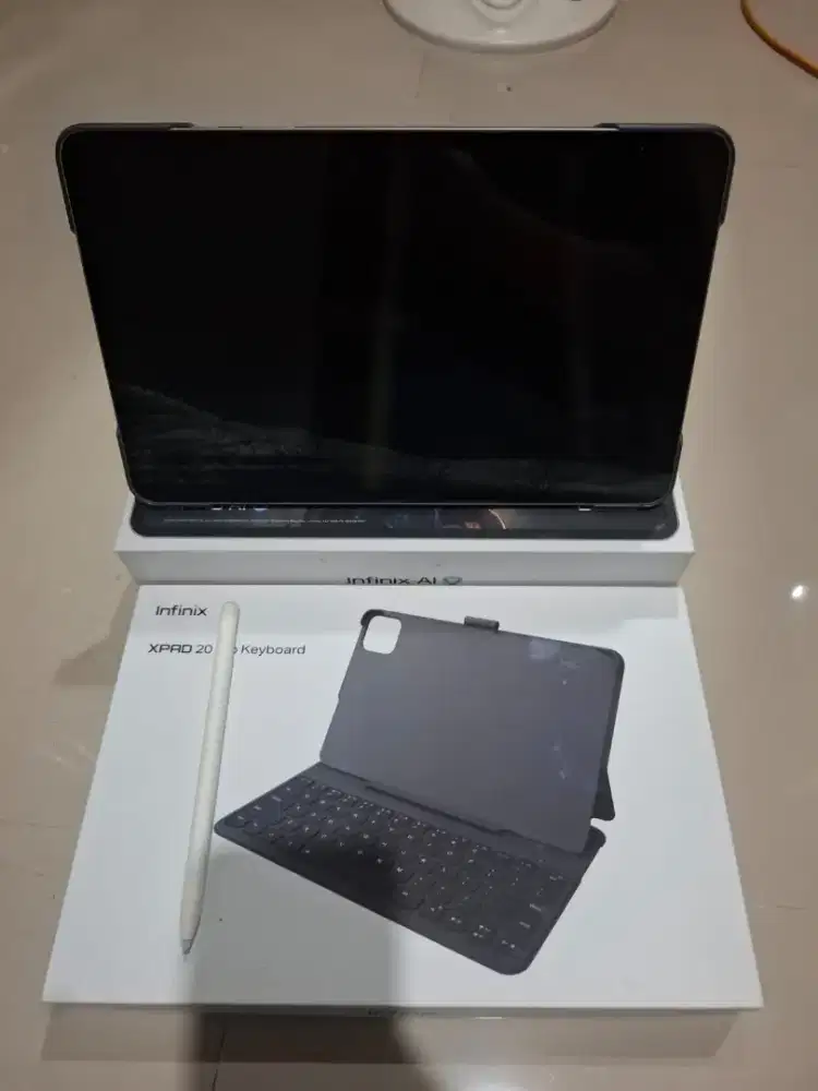 Tablet Infinix Xpad 20 Pro 8+5gb/256 + keyboard + stylus pen