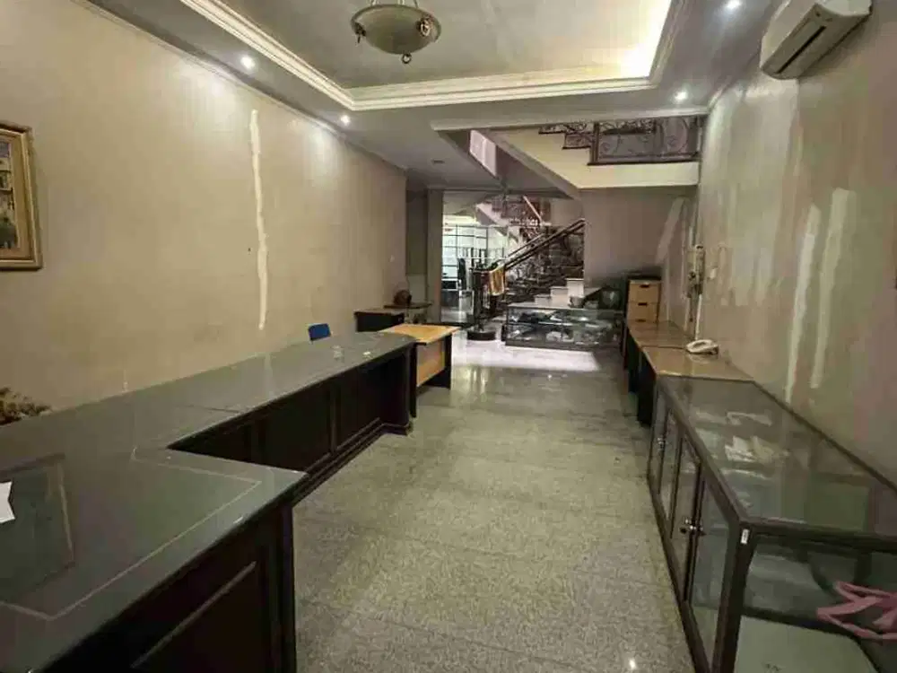 DISEWAKAN RUKO PUSAT KOTA NOL JALAN RAYA KARTINI