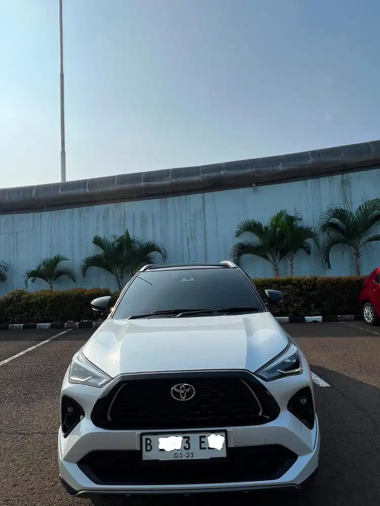 Toyota Yaris Cross 2026, NIK. 2025 Hybrid Putih Two Tone