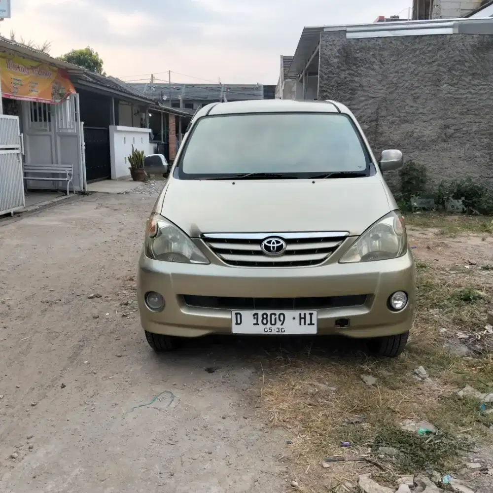 Avanza E 2005 mulus,nego aja.