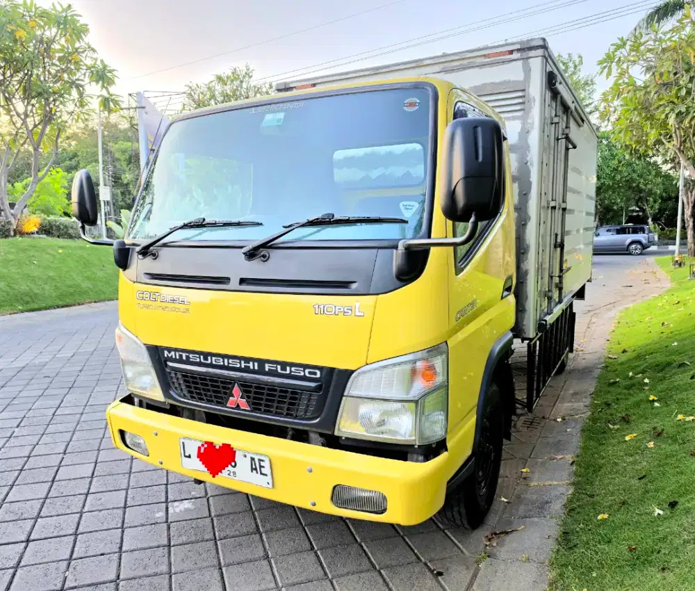 ISTIMEWA KM80 Truk Colt Diesel Canter Box 4 Roda Long 110PS 2014 KIM