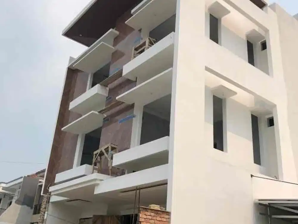 Dijual Rumah Mewah lokasi Taman kenten (proses masih 80%)