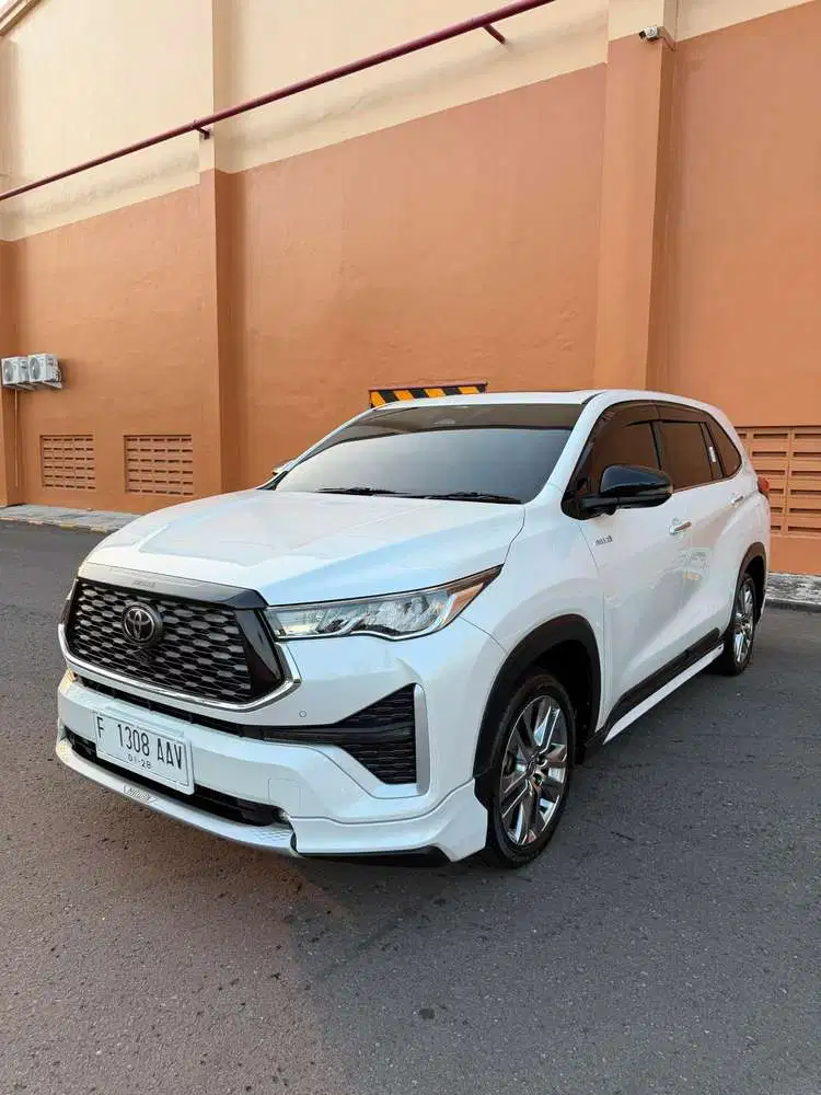 Toyota Kijang Innova 2023 Hybrid