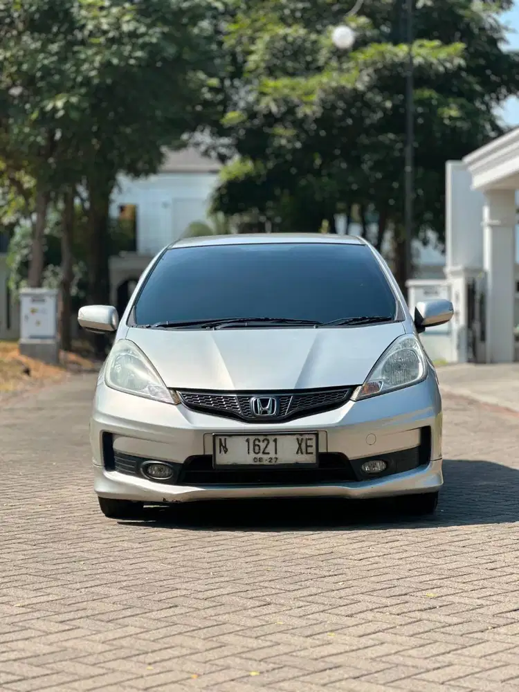 JAZZ RS 2012 MATIC ISTIMEWA