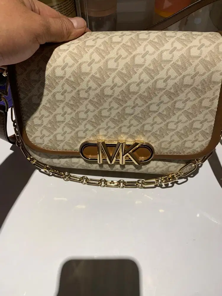 Tas mk size medium