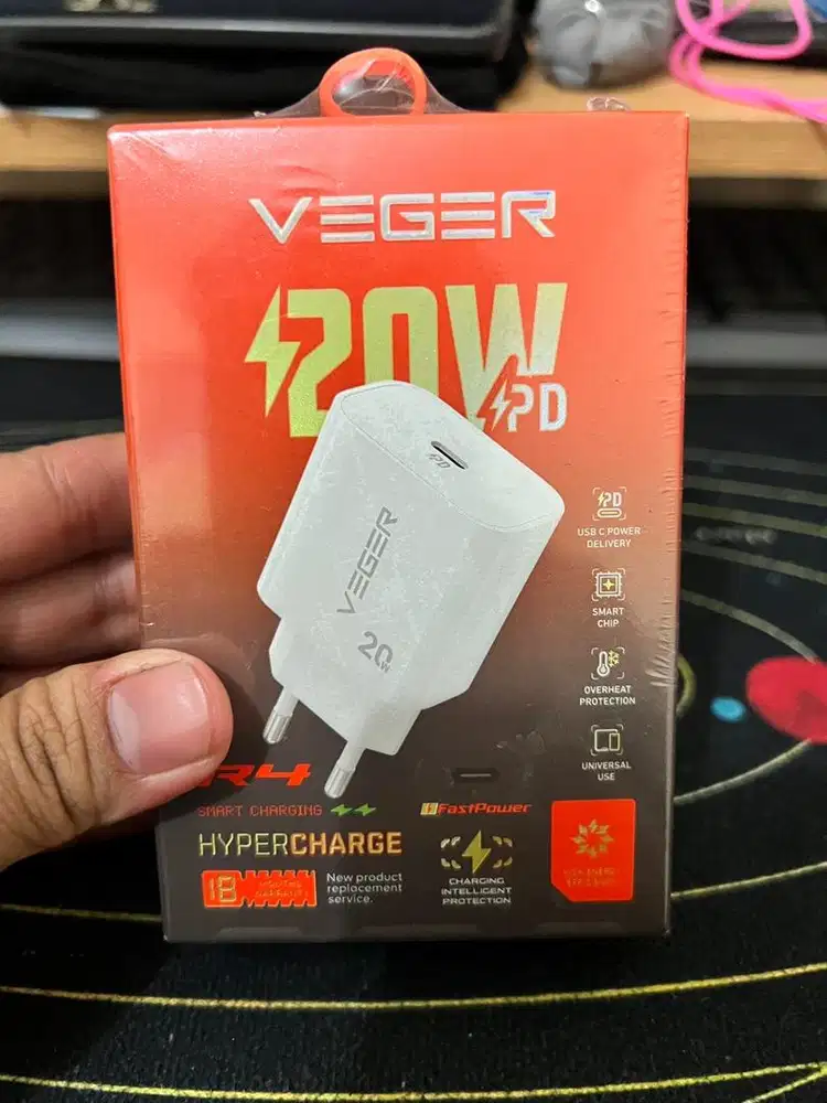NEW - Adaptor Charger Veger R4 20W 100% USB C