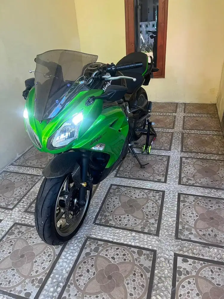 Dijual Motor Kawasaki ER-6F