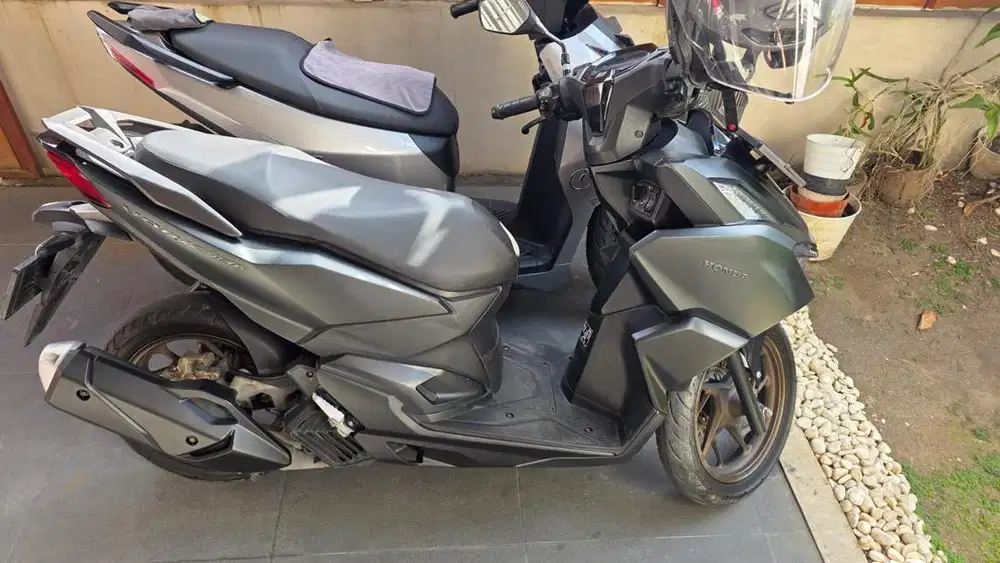 Vario 160 ABS Tahun 2022 Hitam black Matte Type Tertinggi KM rendah