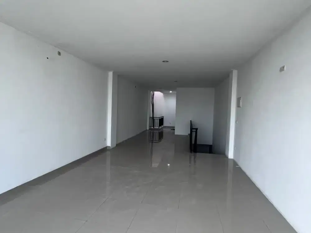 Disewakan Ruko Golf Island PIK 4,5x15, 4 lantai, Lokasi Bagus