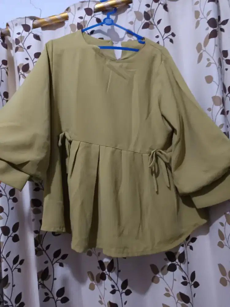 Baju atasan cewe harga 3 pcs