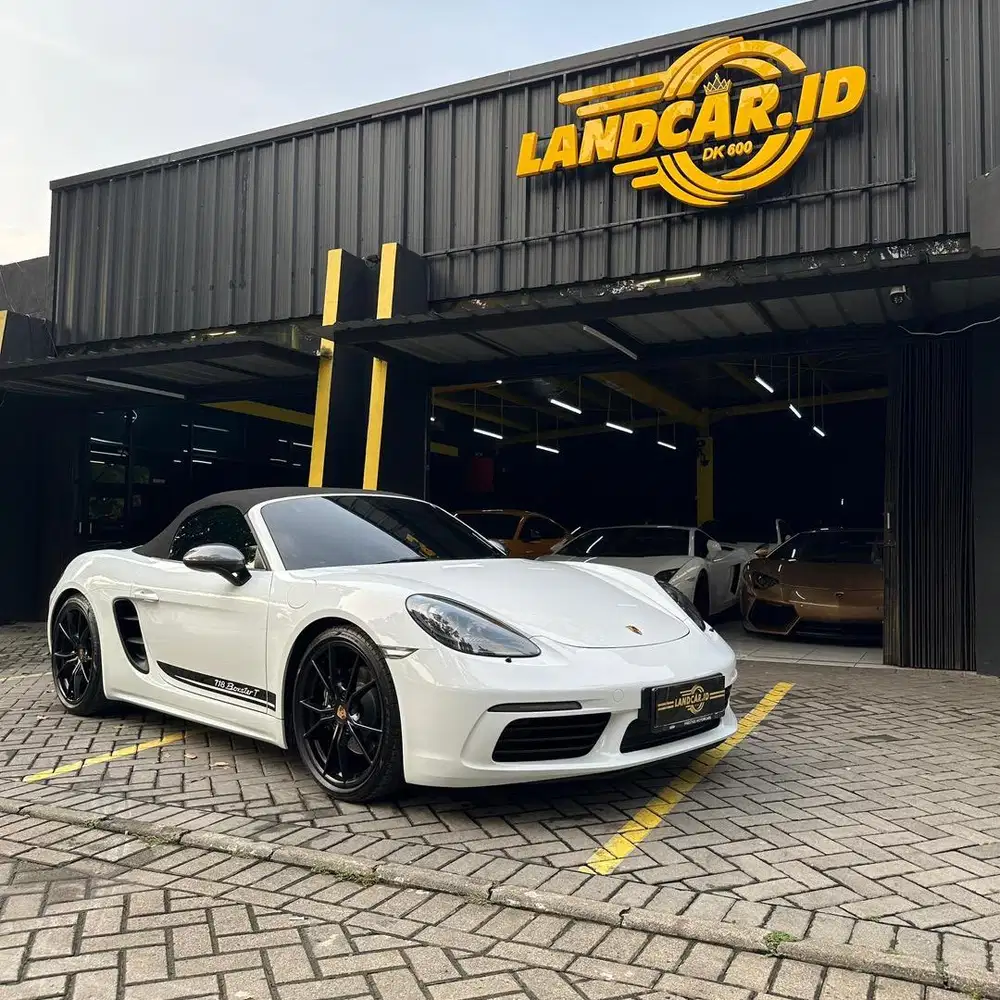 Porsche 718 Boxster T NIK 2020