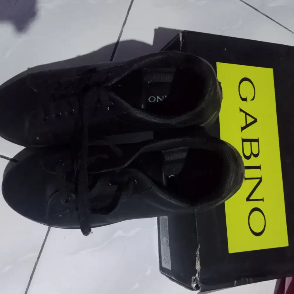 Jual aja sepatu merek GABINO