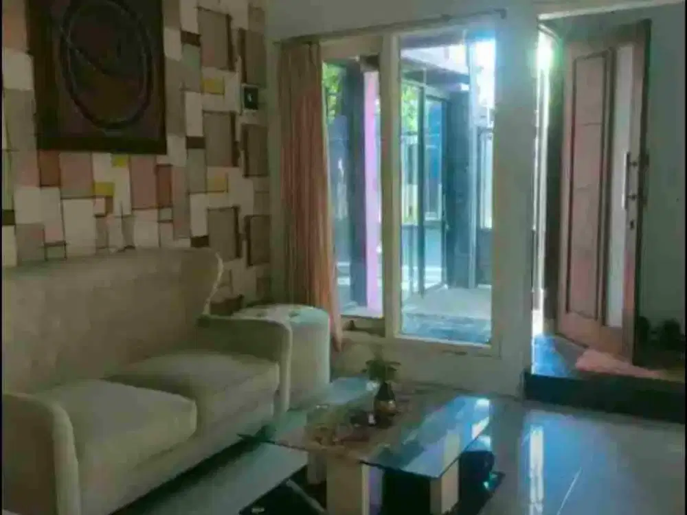 rumah murah dekat taman sulfat, dekat masjid lokasi bagus kondisi bagus dan siap huni di sulfat luas 160