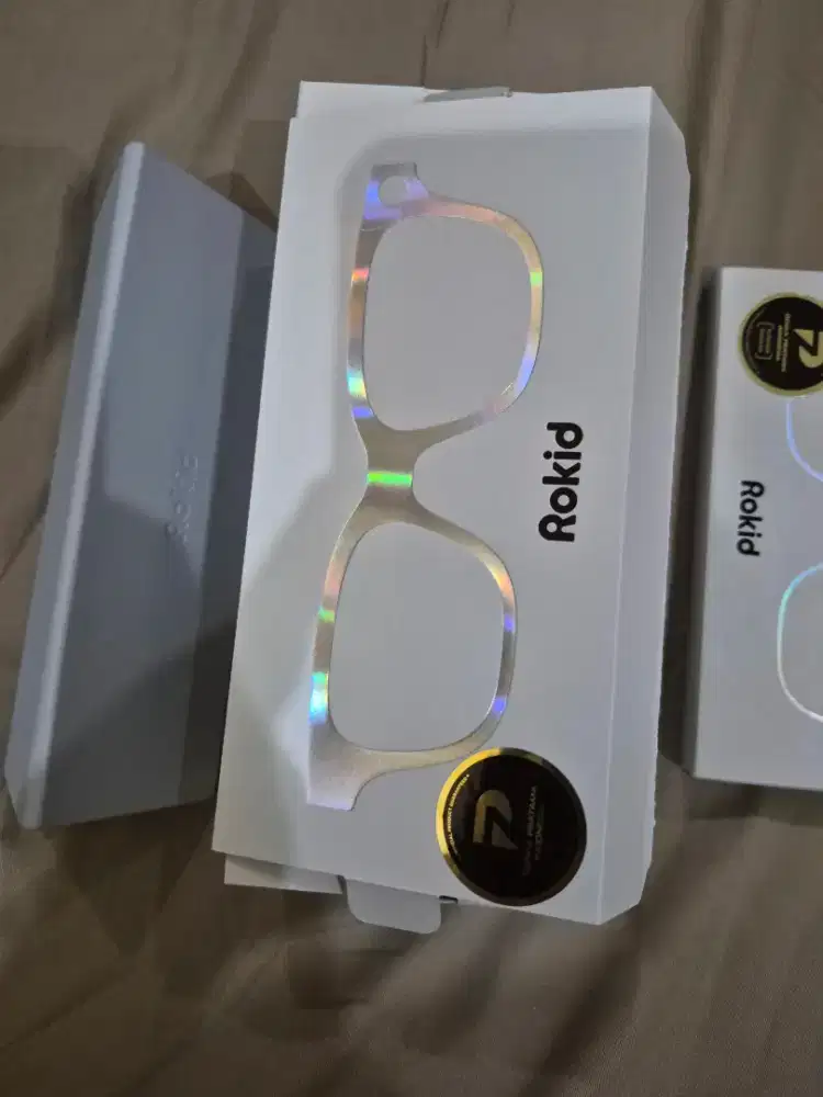 Kacamata Rokid lengkap bonus Charging case