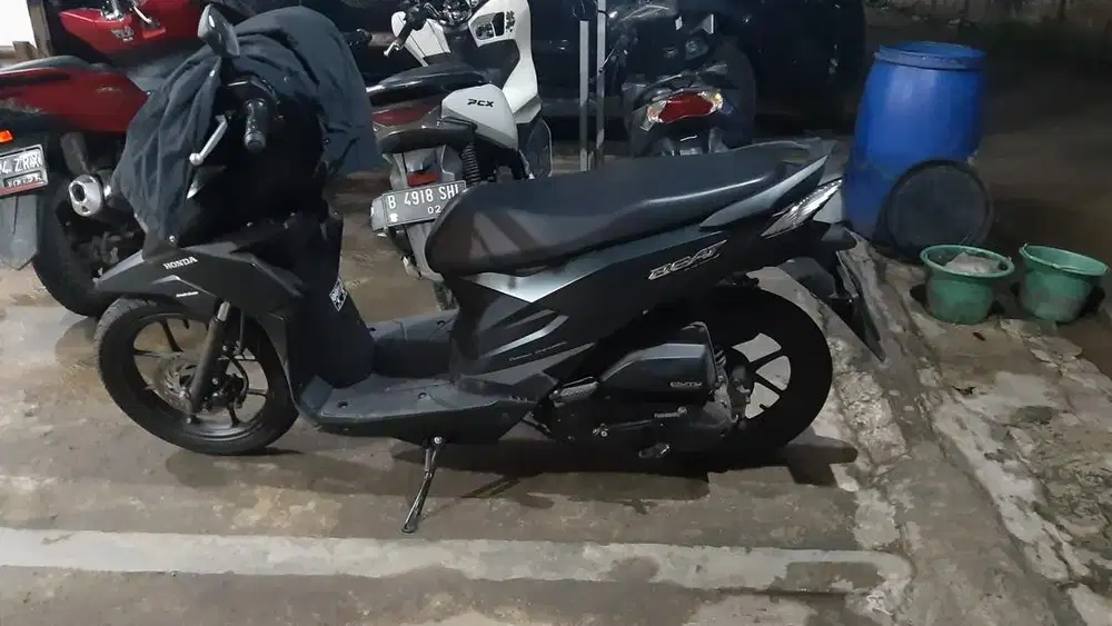 Jasa ojeg langganan antar jemput