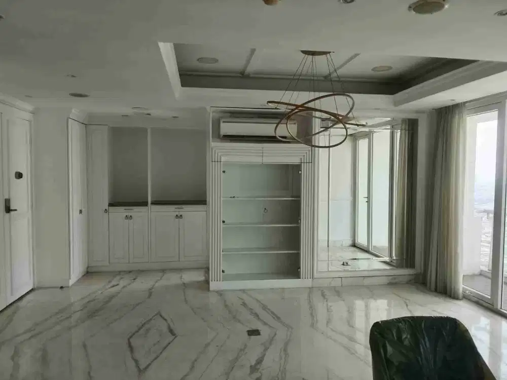 dijual Dan sewa apartment Springhill tower bulgary full furnished cakep 3kamar jadi 2 + kamar mba