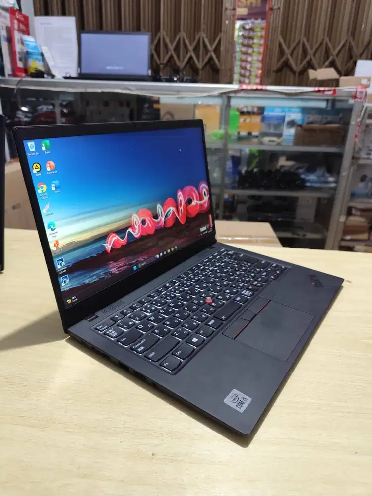 Lenovo Thinkpad X1 Carbon Intel Core i5 Gen 10 16/256 SSD Backlight Mu