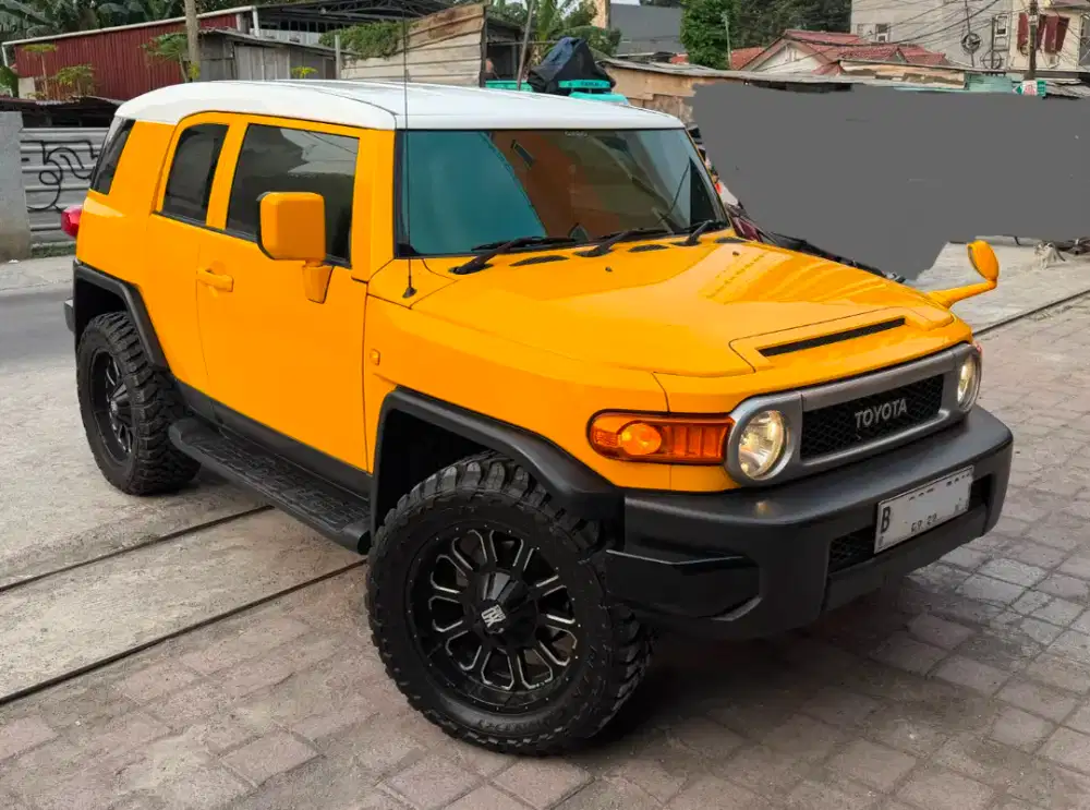 FJ CRUISER 4.0L Kuning Asli Terbaik 2012/11 Pribadi