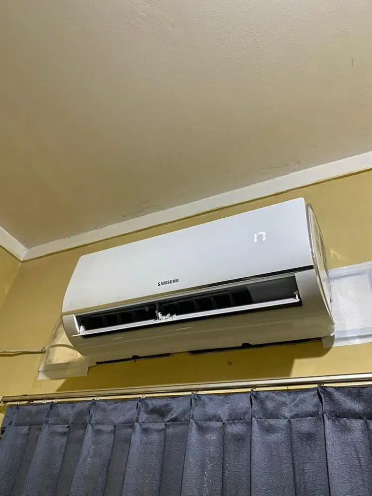 DI JUAL CEPAT!!! AC SAMSUNG 1/2 PK TYPE R32 KONDISI NORMAL, DINGIN