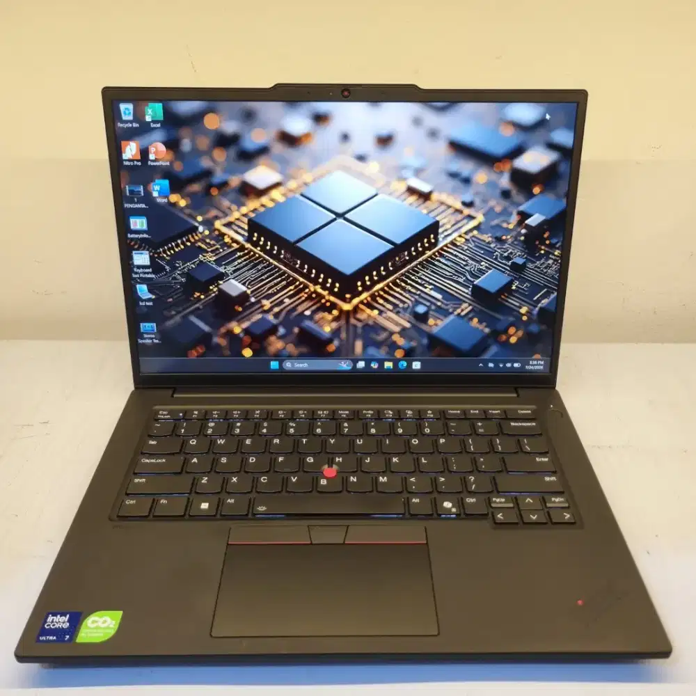 Laptop workstation Premium lenovo thinkpad p14s gen 5 ultra 7