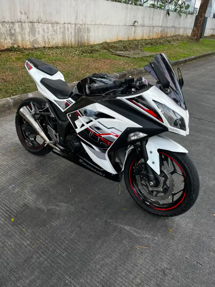Ninja 250 Fi Kawasaki ABS SE Putih Glossy