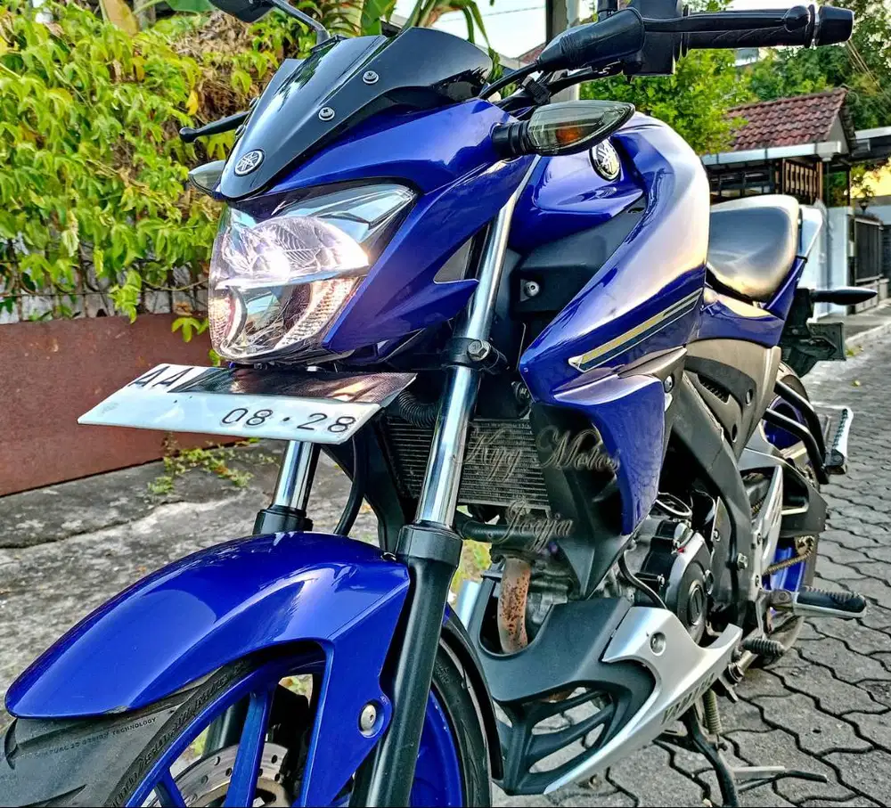 Yamaha New Vixion R 155 Biru Silver 2018 Plat AA Magelang Kota
