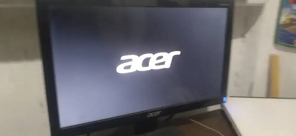 Monitor Acer 15 second
