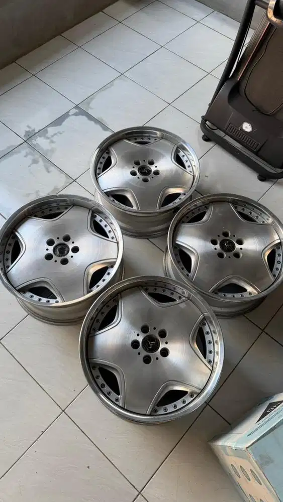 dijual velg original japan ring 19 5.114/112 locksmice
