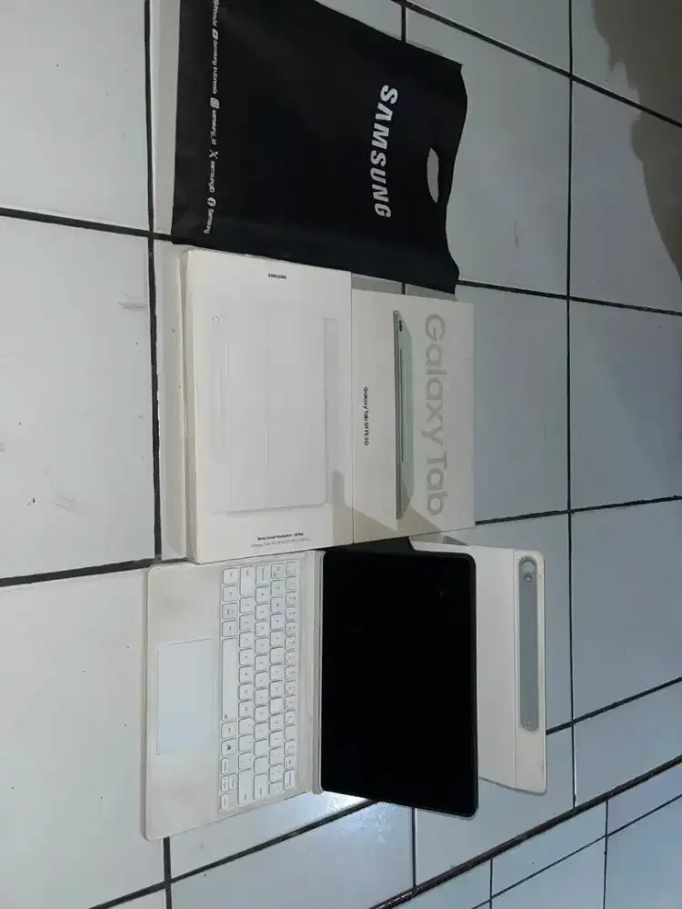 SAMSUNG GALAXY TAB S9 FE 5G ESIM Bukan wifi only