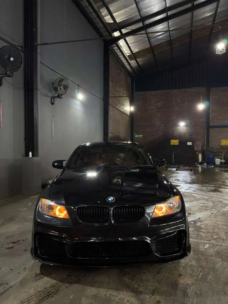 BMW E90 325i LCI I-Drive 2010 N52 Sunroof