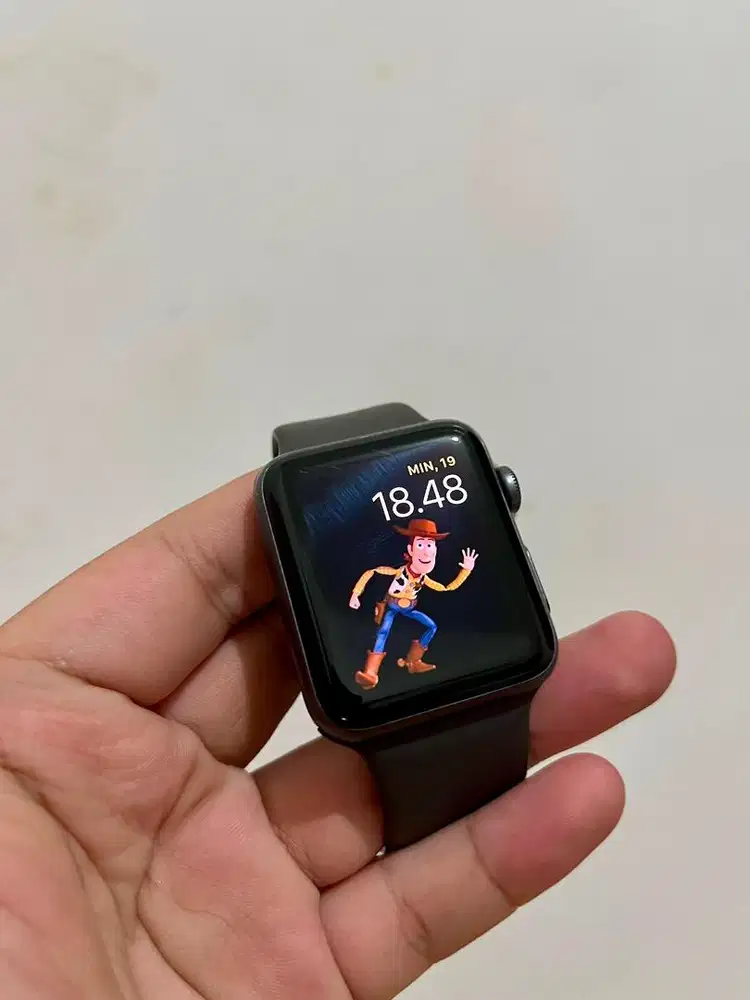 Apple Watch Series 3 42mm Ex Inter Unit Charger Only
