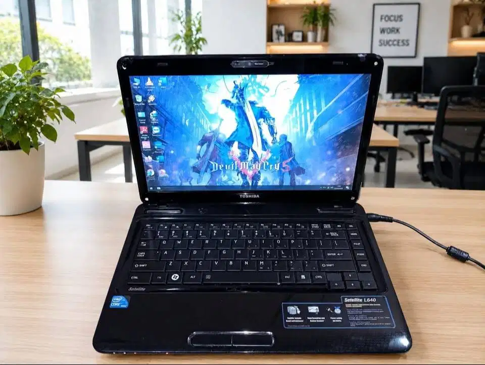 Laptop Toshiba Satelite L645