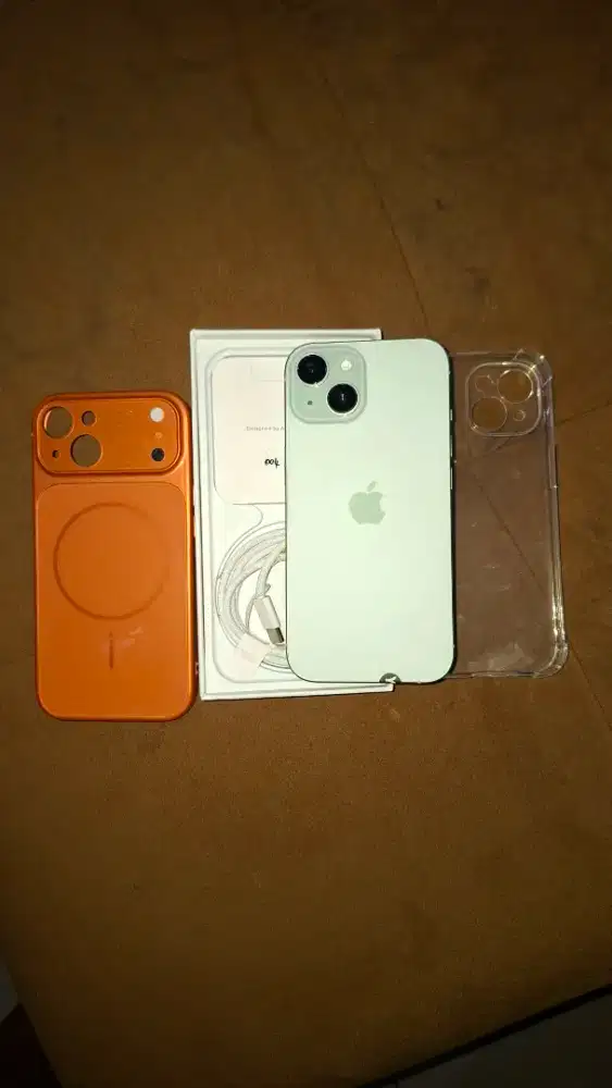 iPhone 15 (256 Gb) Minus