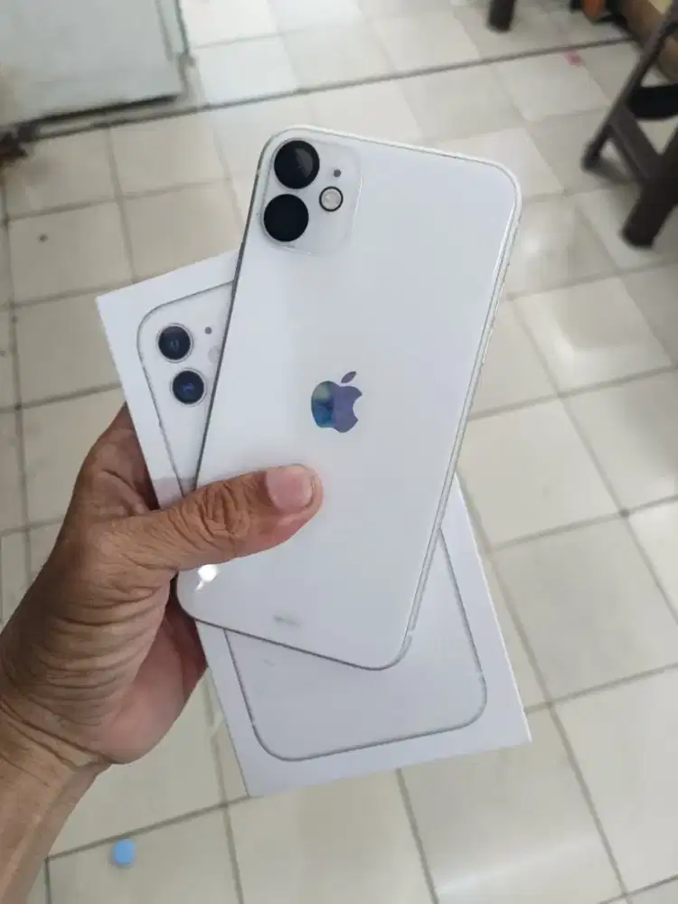 Iphone 11 64 iboX mulus
dan Dus ORI