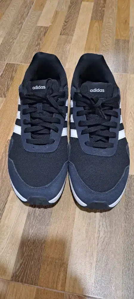 Sepatu Adidas Lifestyle Run 60s 4.0