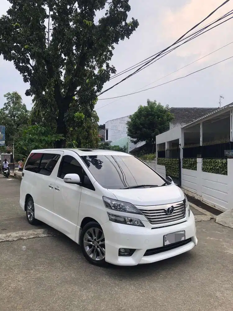 Toyota Vellfire 2011 Bensin