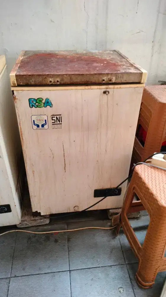 Frezer RSA Kecil