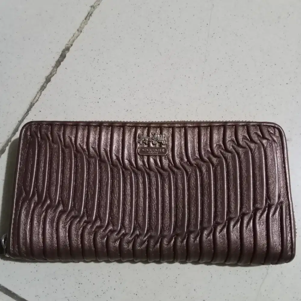 Sale dompet coach