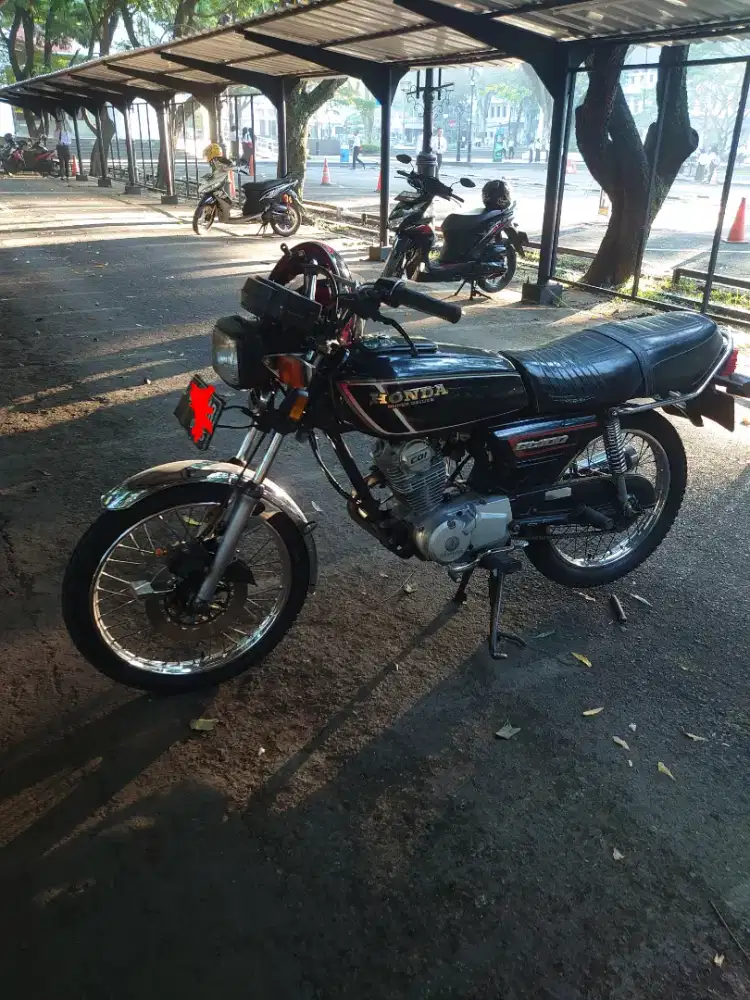 Motor honda GL 100 GL-100 GL100 cepe cepek