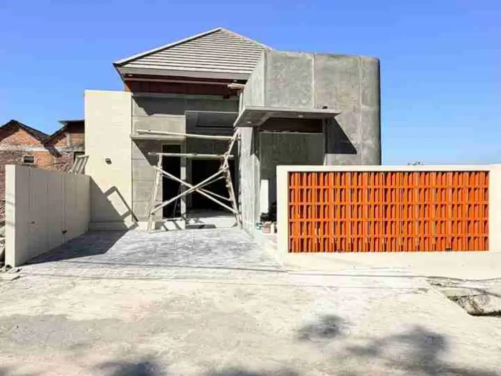RUMAH BARU MODERN ESTETIK - LOKASI STRATEGIS DI TIRTOADI MLATI SLEMAN