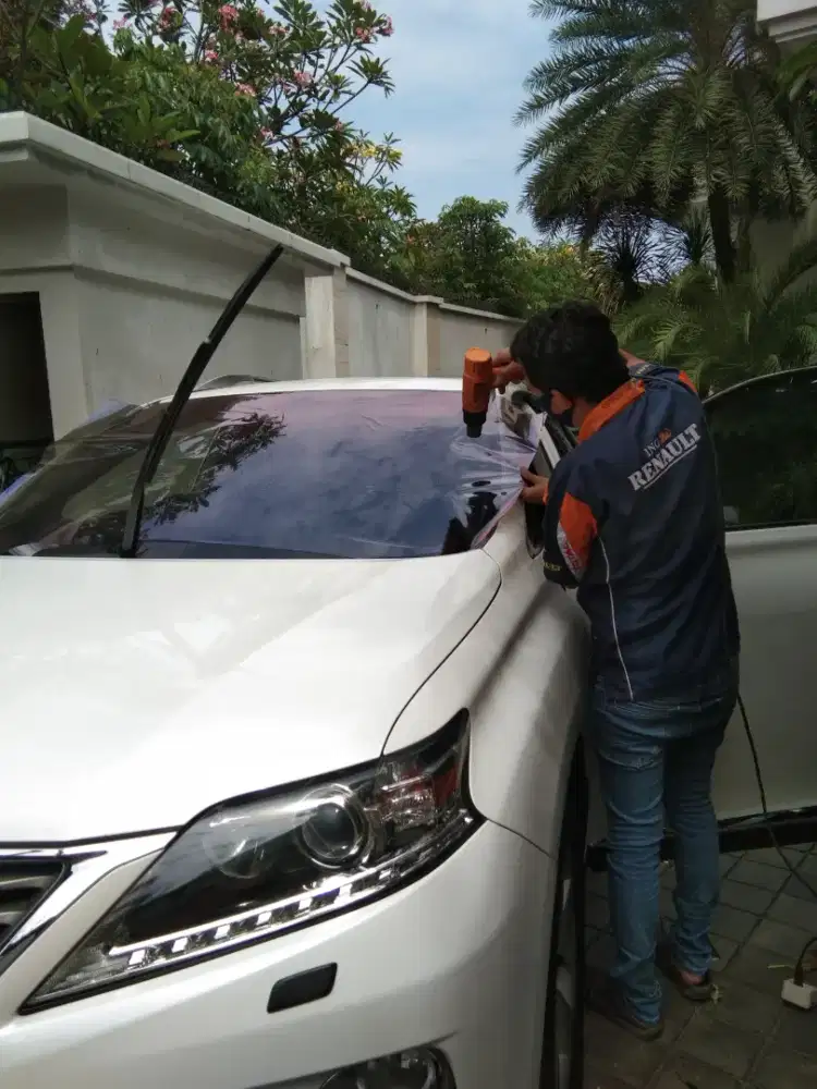 Tempat pemasangan kaca film mobil berkualitas