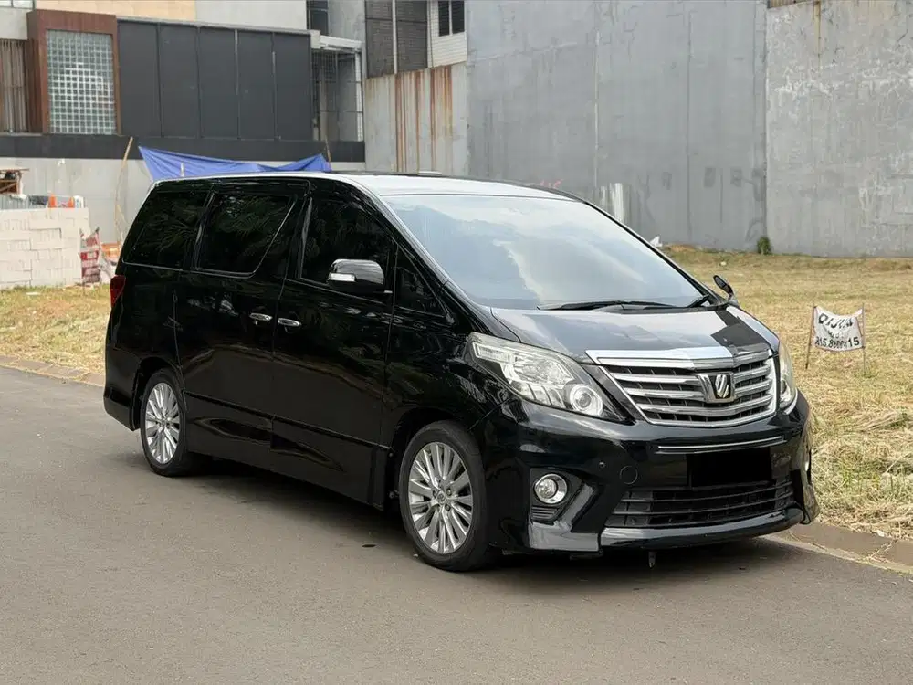 Toyota Alphard SC Audioless 2013 CASH TERMURAH
