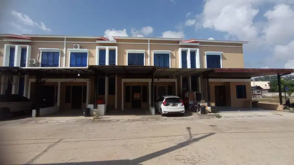 Rumah Baru 2 Lantai Golden City, Belum Pernah Tinggal Bengkong Laut
