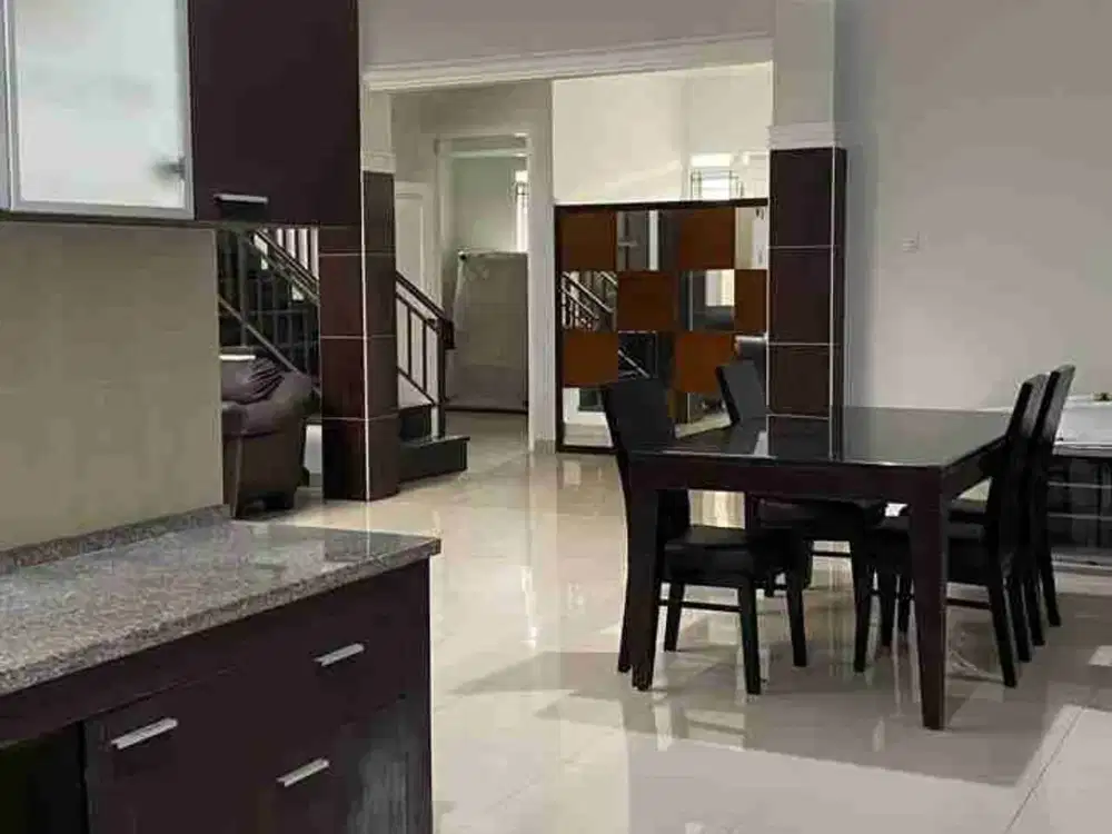Rumah Bagus Siap Huni Area Komplek Batununggal Buah Batu