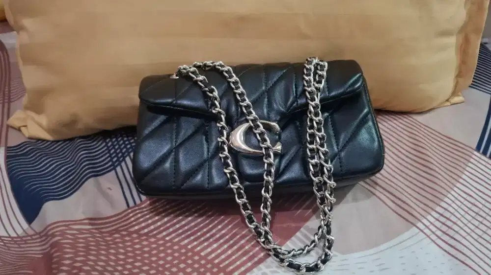 Tas coach uk 25 26 hitam