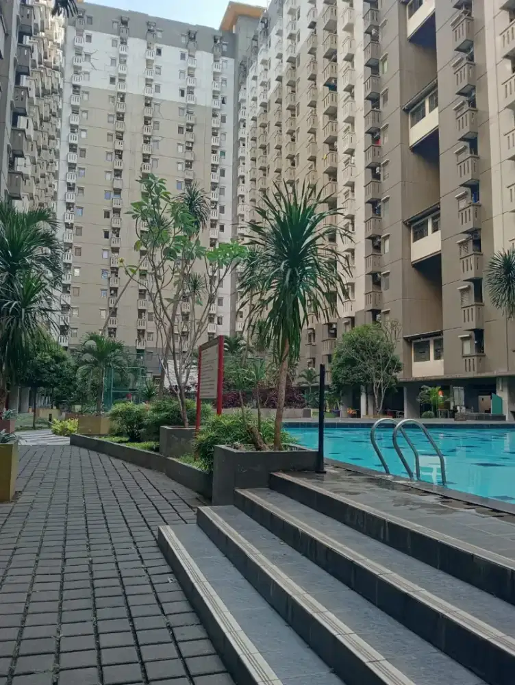 Dijual Ruang untuk Kantor/Bisnis