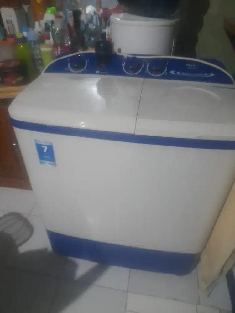 Mesin cuci Aqua 2 tabung