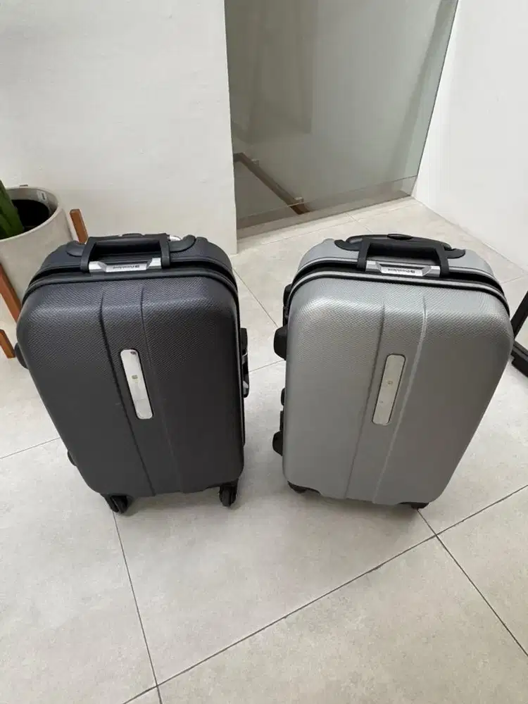 Koper presiden cabin warna silver muda
